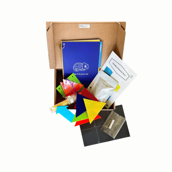The Chameleon KidcoMove Activity Box - 5 to 6 years - Image 2